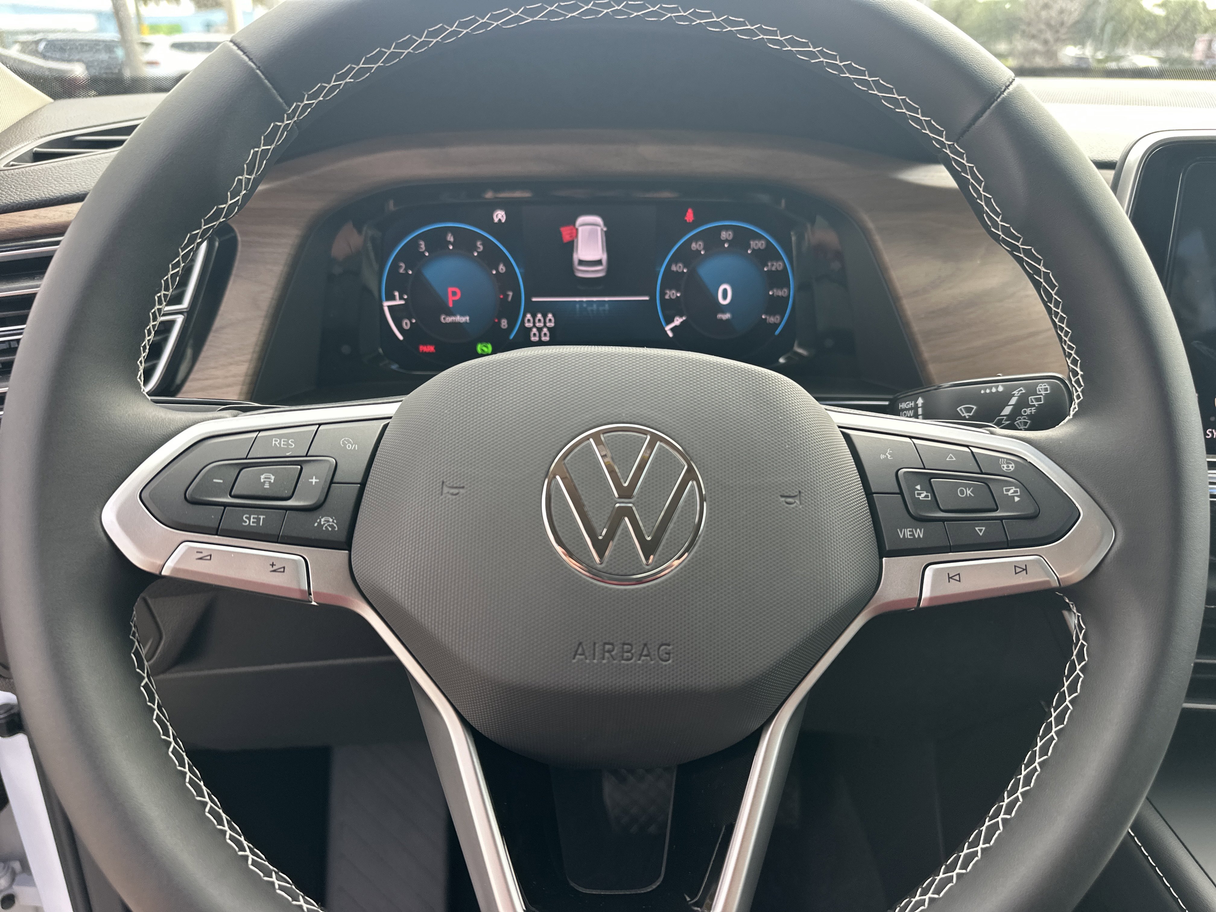 New 2026 Volkswagen Atlas SE image 17