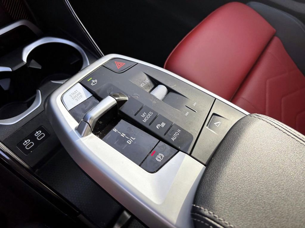 Certified 2025 BMW X1 xDrive28i w/ Premium Package image 23