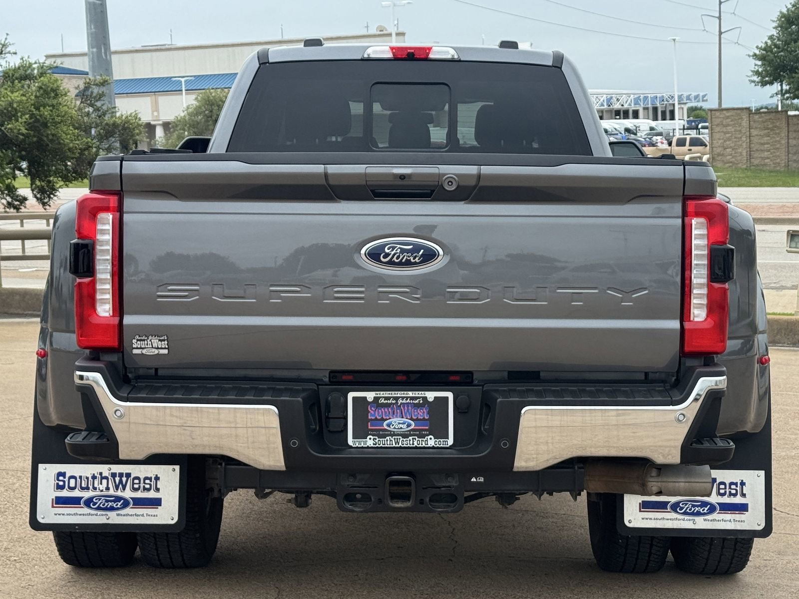 Certified 2024 Ford F350 Lariat w/ Lariat Ultimate Package AWD/4WD image 5