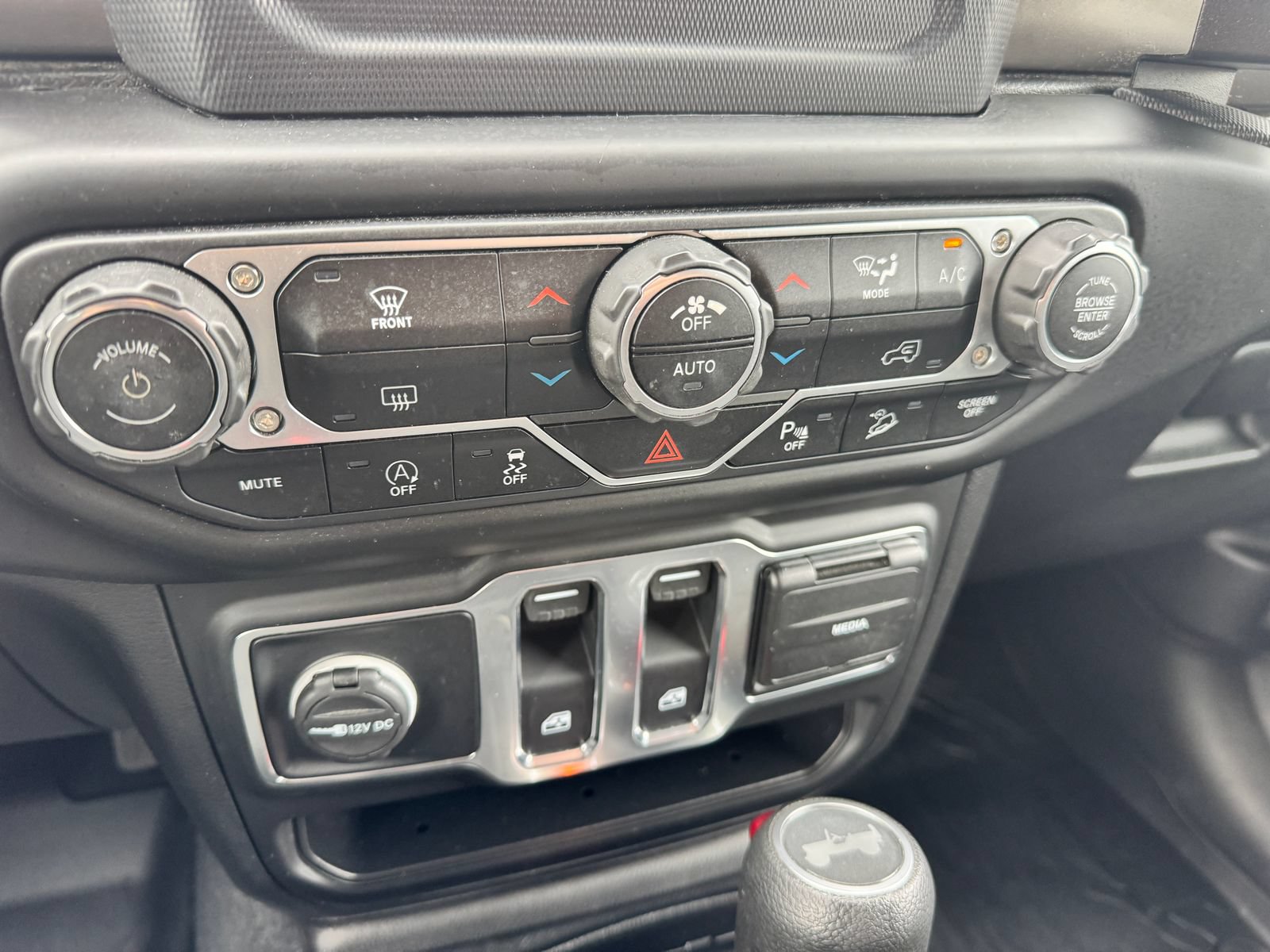 Used 2021 Jeep Wrangler Sport AWD/4WD image 20