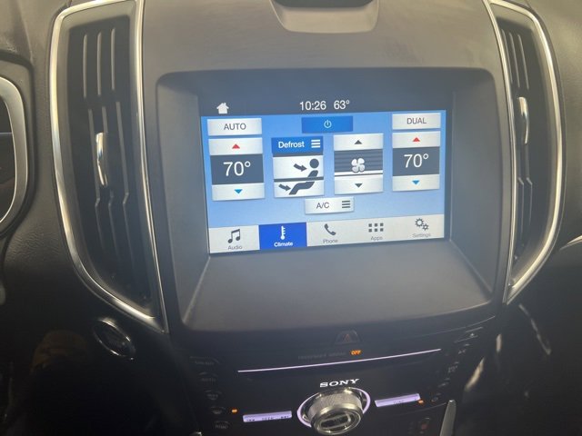 Used 2018 Ford Edge Titanium image 17