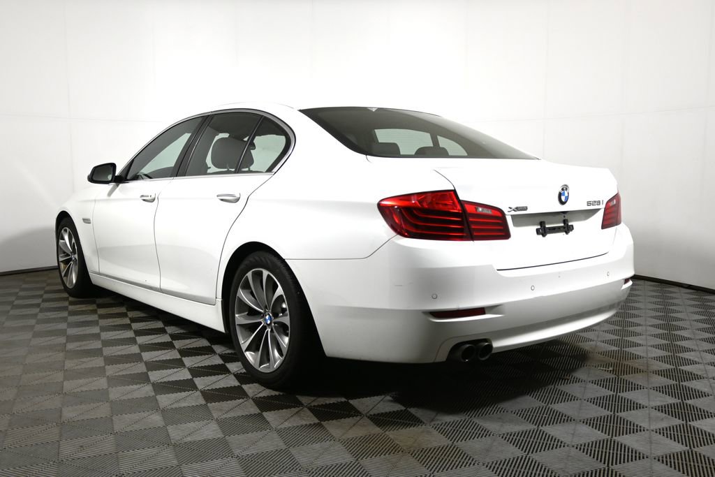 Used 2016 BMW 528i xDrive Sedan AWD/4WD image 9