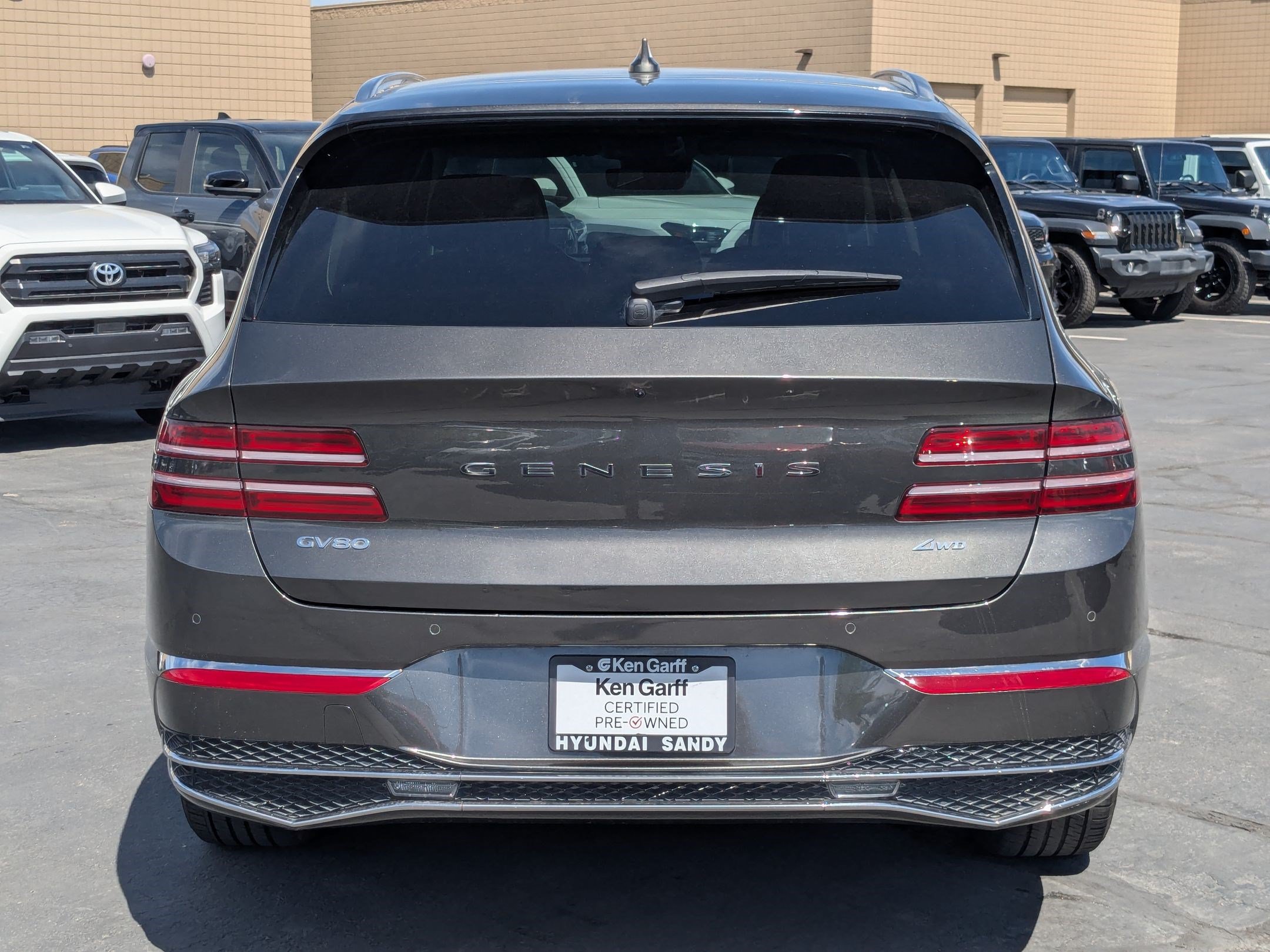Used 2025 Genesis GV80 2.5T Standard AWD/4WD image 5