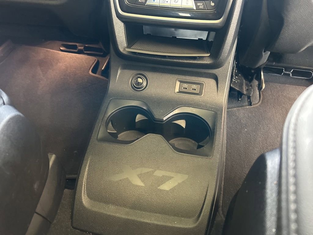 Used 2024 BMW X7 xDrive40i w/ M Sport Package image 37