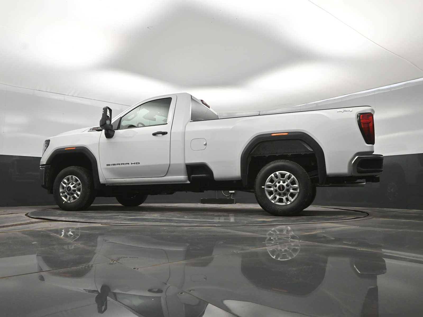 New 2026 GMC Sierra 2500 Pro w/ 1SA Pro Safety Plus Package AWD/4WD image 30