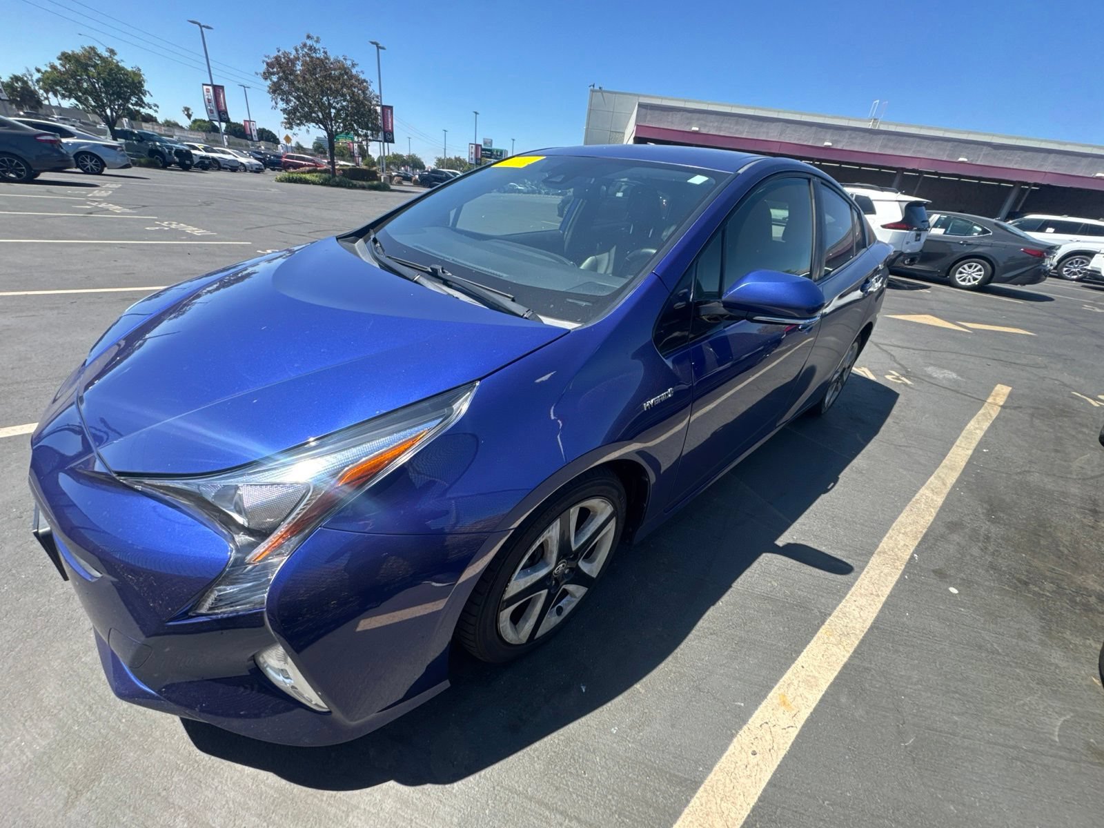 Used 2016 Toyota Prius Three Touring FWD image 7