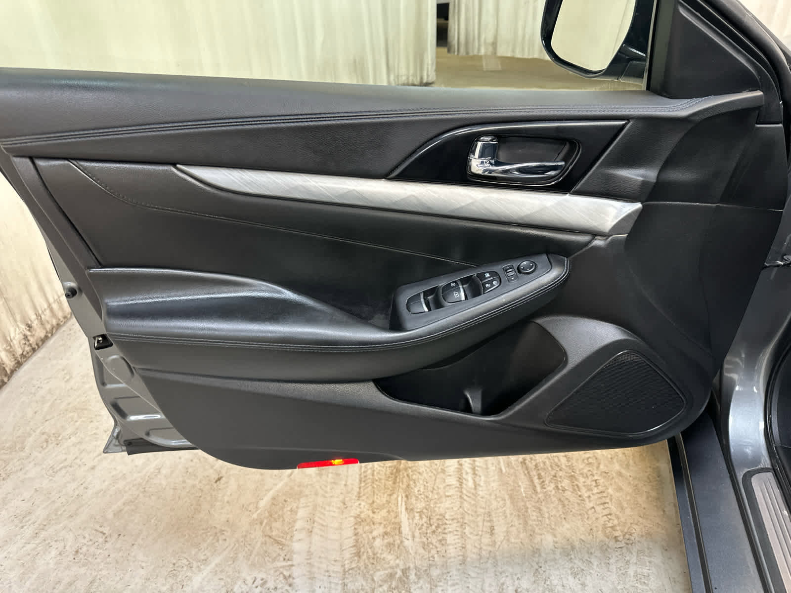 Certified 2018 Nissan Maxima 3.5 S FWD image 26