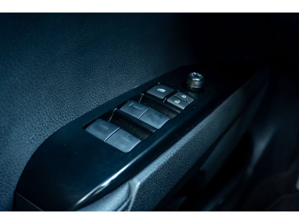 Used 2026 Toyota Camry XLE FWD image 28