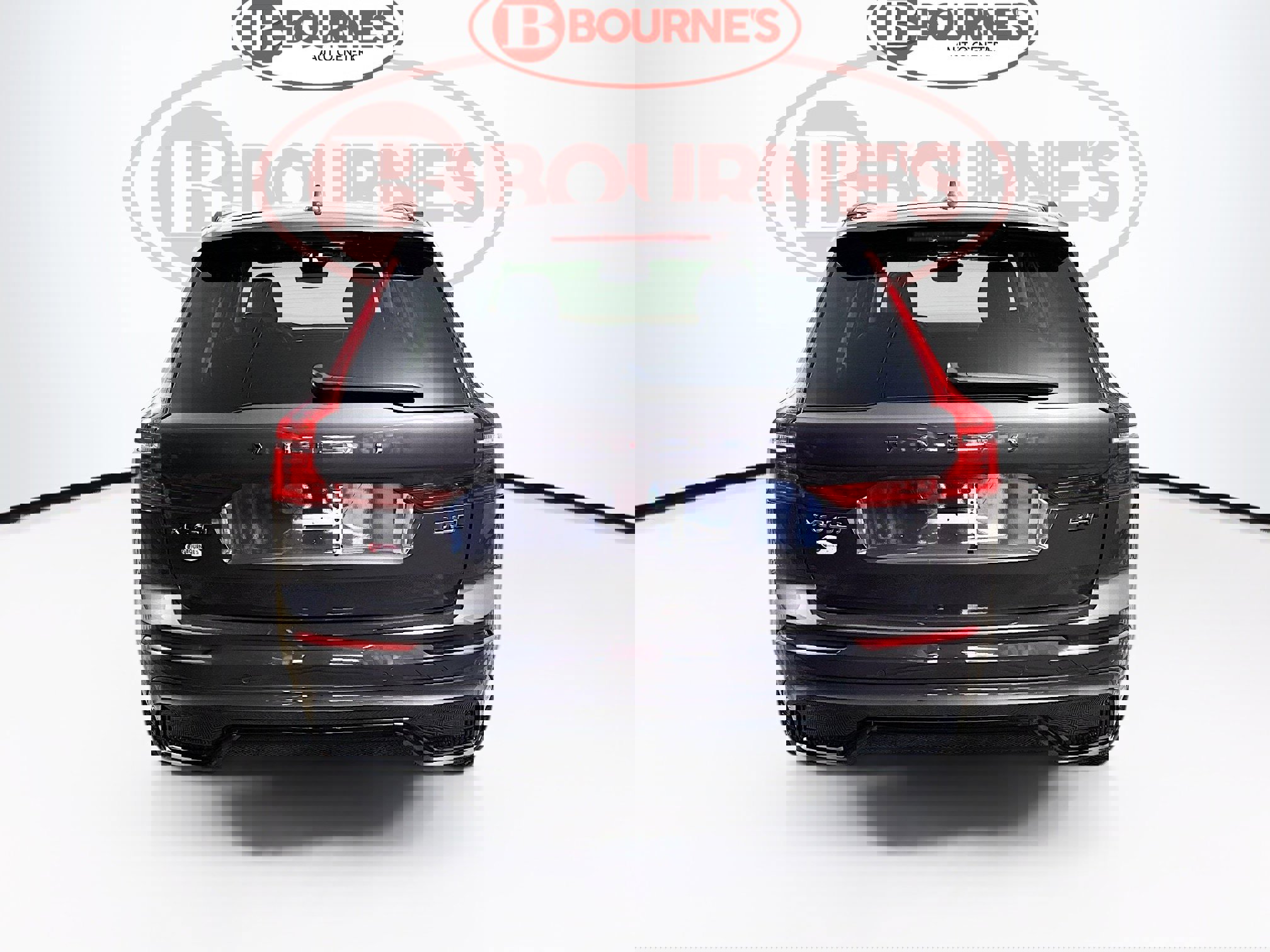 Used 2025 Volvo XC60 B5 Plus image 9