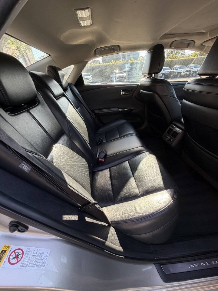 Used 2015 Toyota Avalon Limited FWD image 9