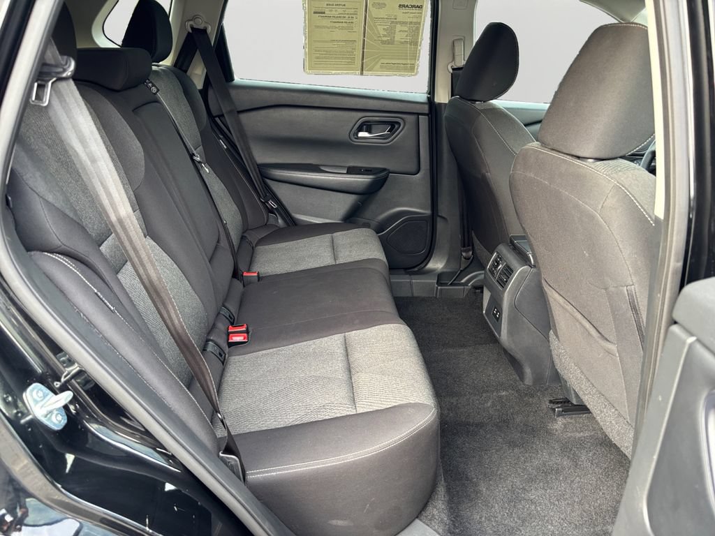 Used 2024 Nissan Rogue SV FWD image 13