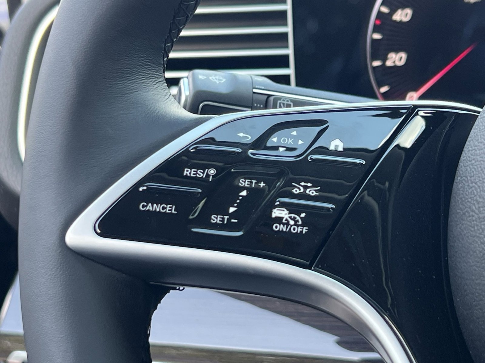 New 2026 Mercedes-Benz GLE 350 4MATIC image 29