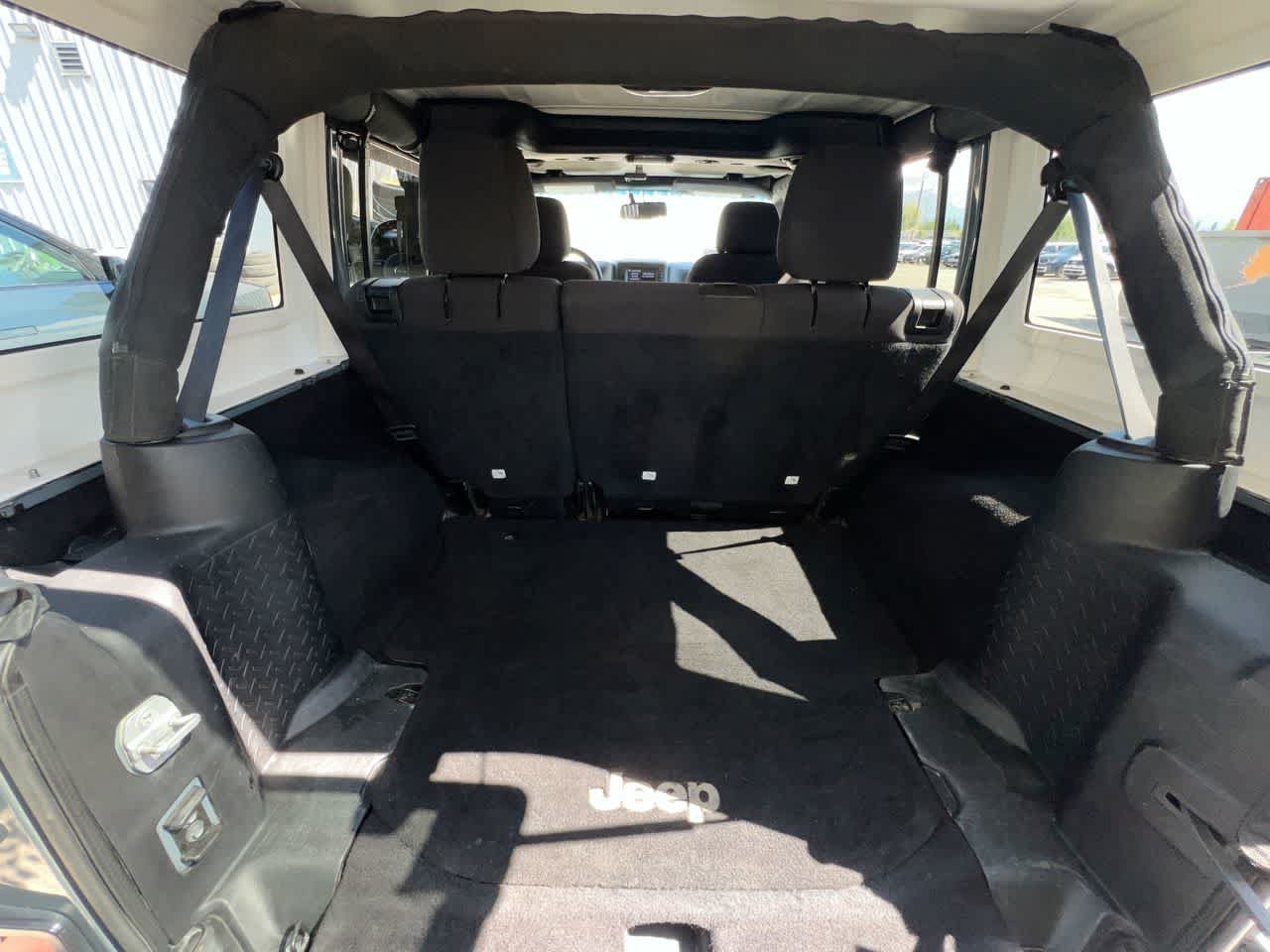 Used 2014 Jeep Wrangler Unlimited Sport w/ Quick Order Package 24S AWD/4WD image 24