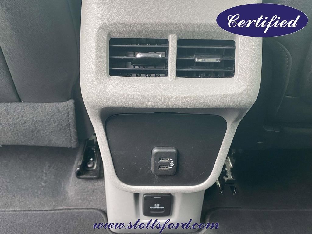 Used 2023 GMC Terrain SLT w/ Tech Package AWD/4WD image 11