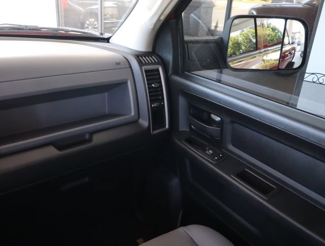 Used 2018 RAM 2500 Tradesman w/ Chrome Appearance Group AWD/4WD image 23