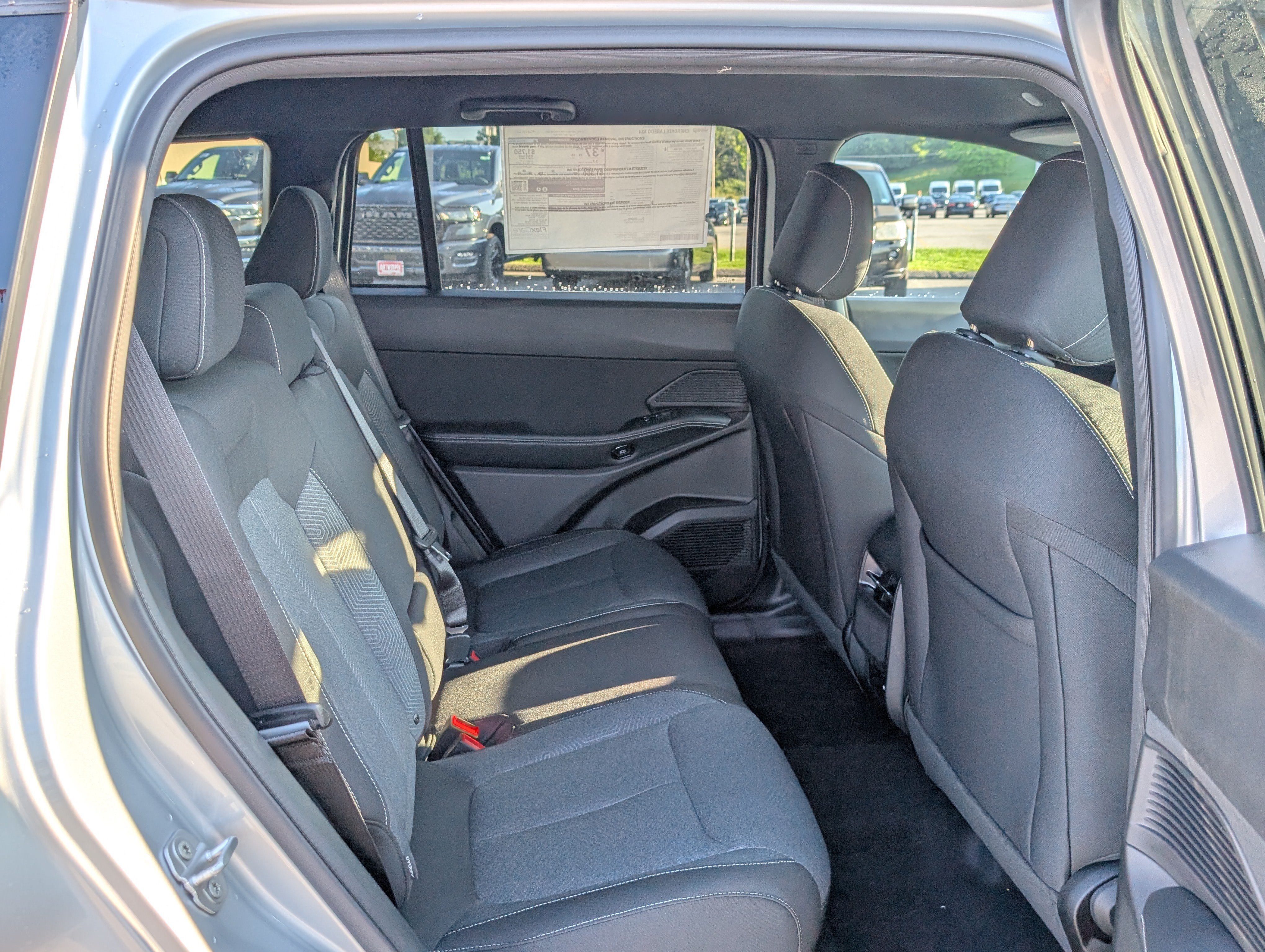 New 2026 Jeep Cherokee Laredo AWD/4WD image 11