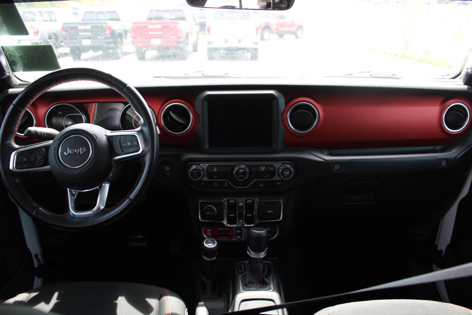 Used 2020 Jeep Gladiator Rubicon AWD/4WD image 8