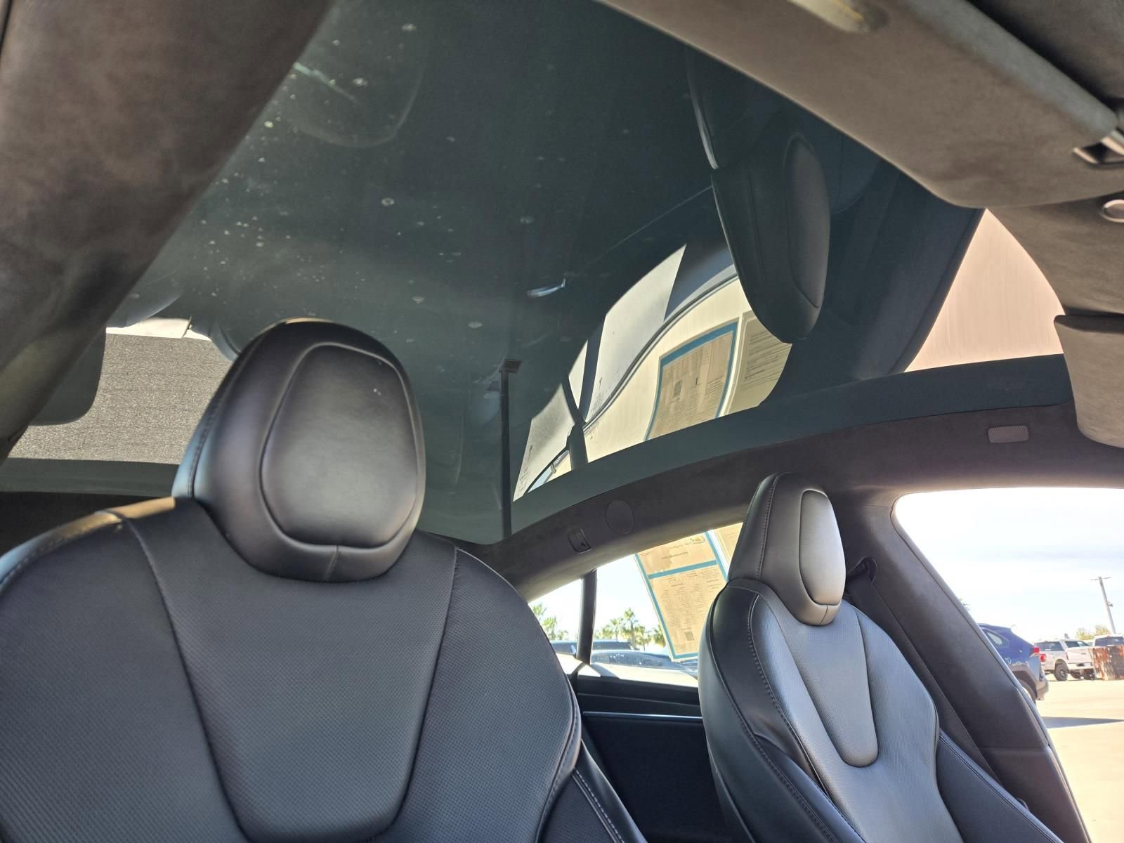 Used 2022 Tesla Model S Plaid image 25