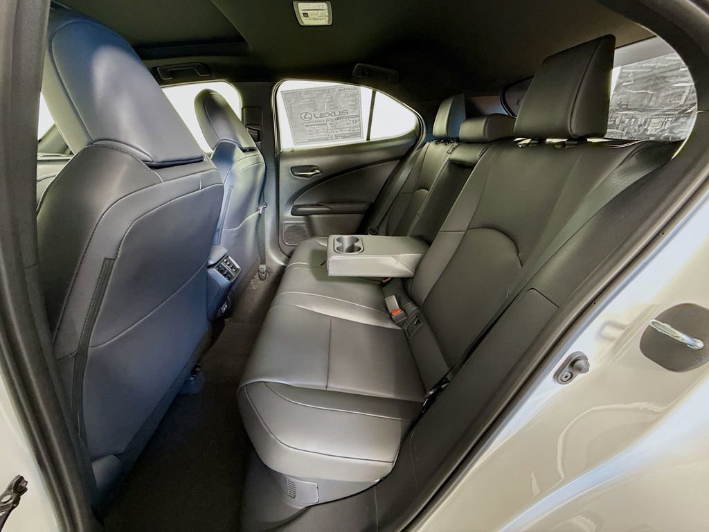 New 2025 Lexus UX 300h FWD image 17