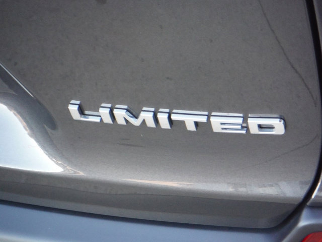 Certified 2022 Jeep Cherokee Limited AWD/4WD image 13