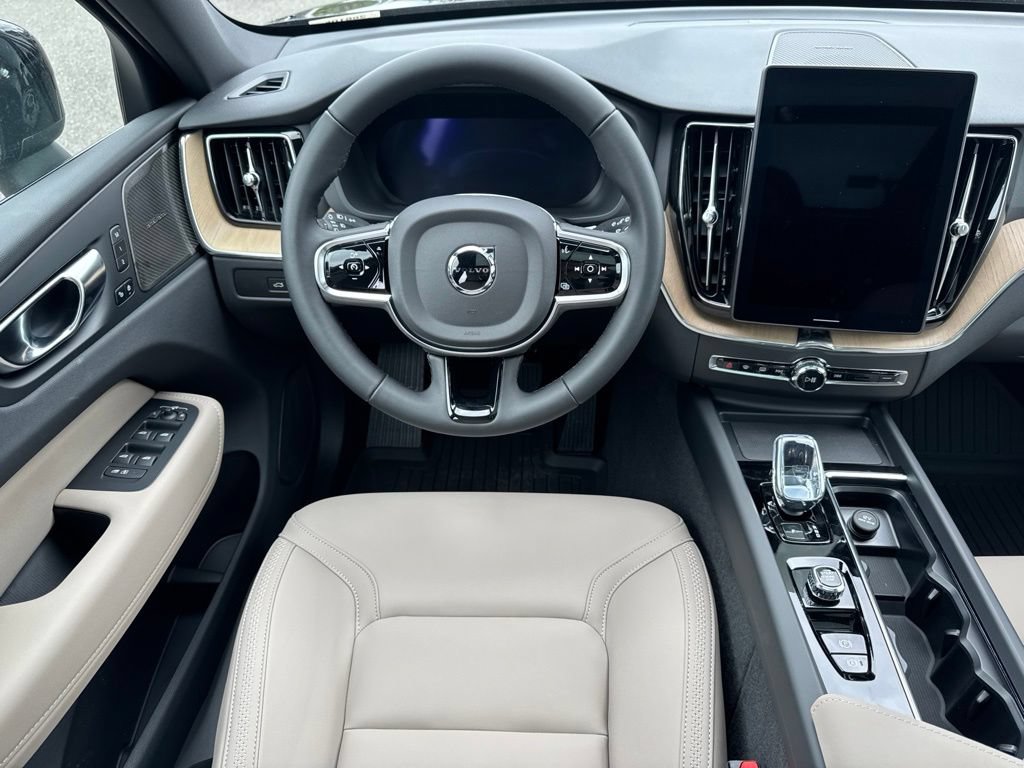 New 2026 Volvo XC60 B5 Plus w/ Protection Package Premier AWD/4WD image 22