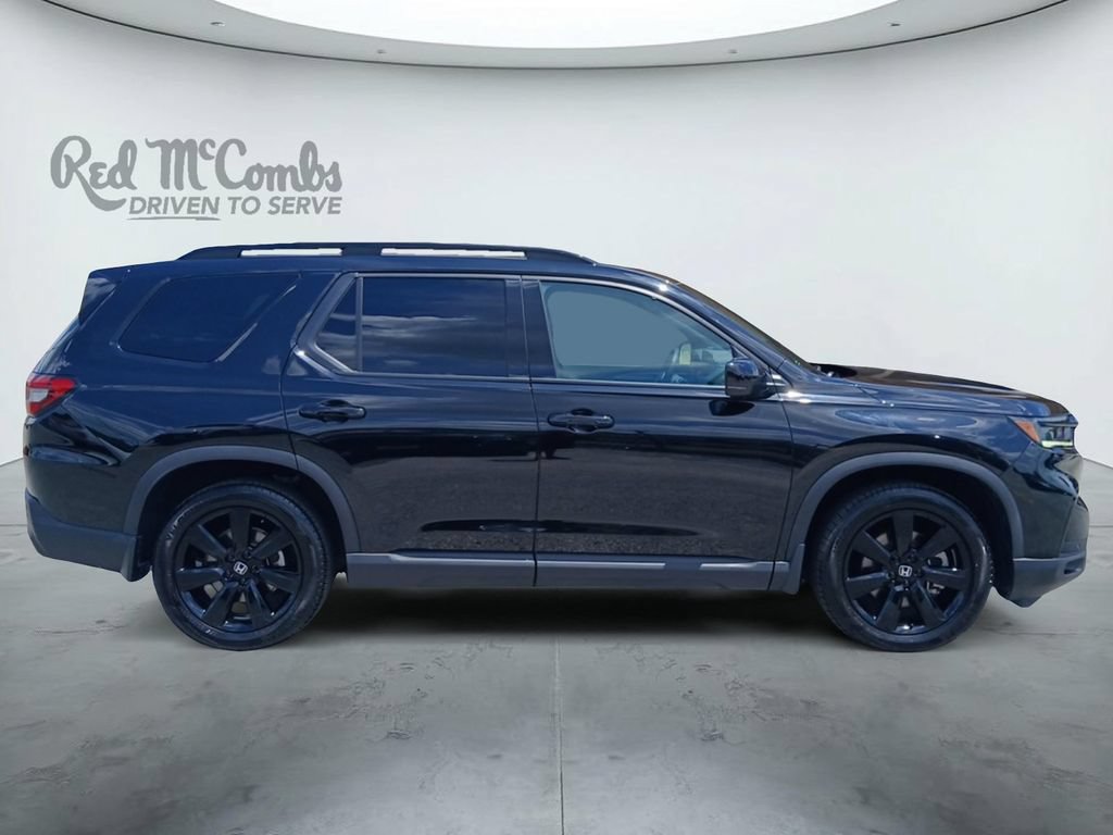 Used 2025 Honda Pilot Black Edition image 6