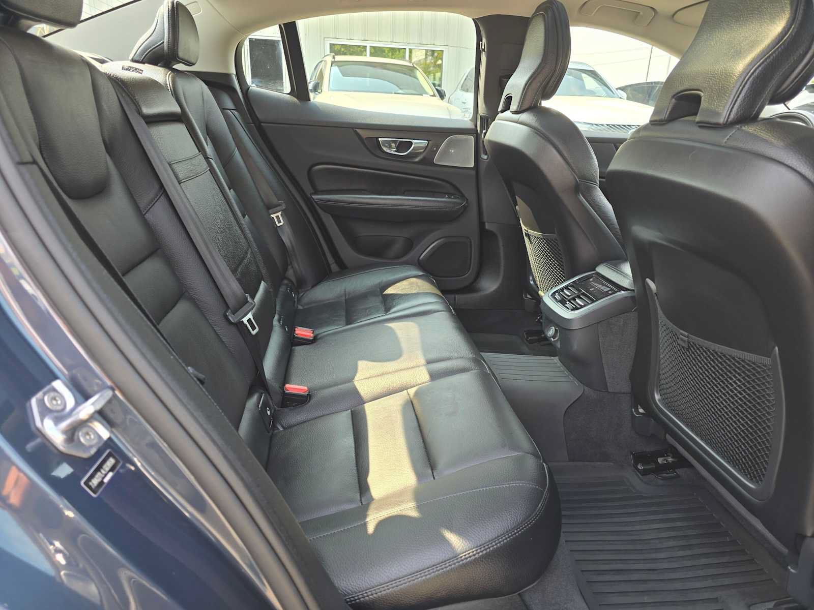 Used 2020 Volvo S60 T6 Inscription AWD/4WD image 12