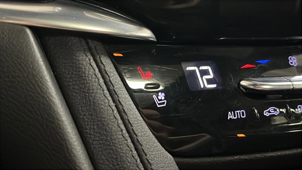 Used 2021 Cadillac XT6 Sport w/ Platinum Package AWD/4WD image 31