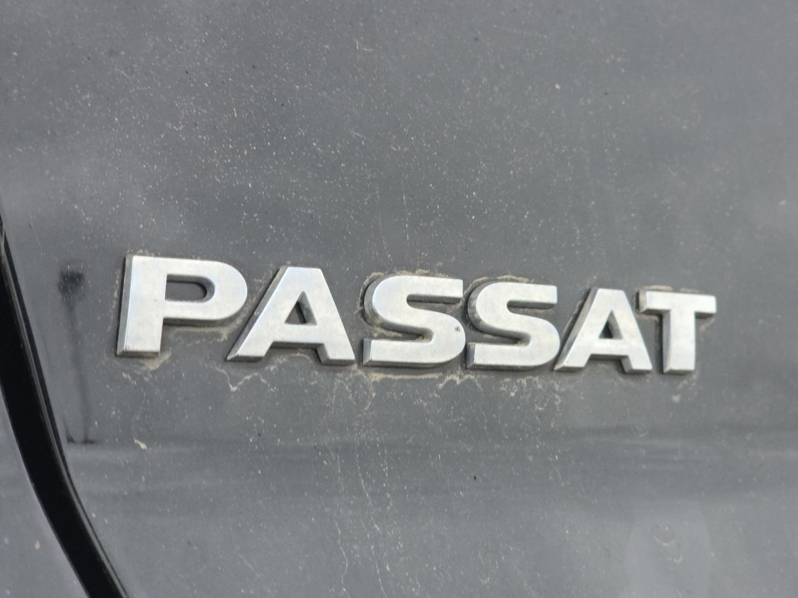 Used 2016 Volkswagen Passat 1.8T S image 7