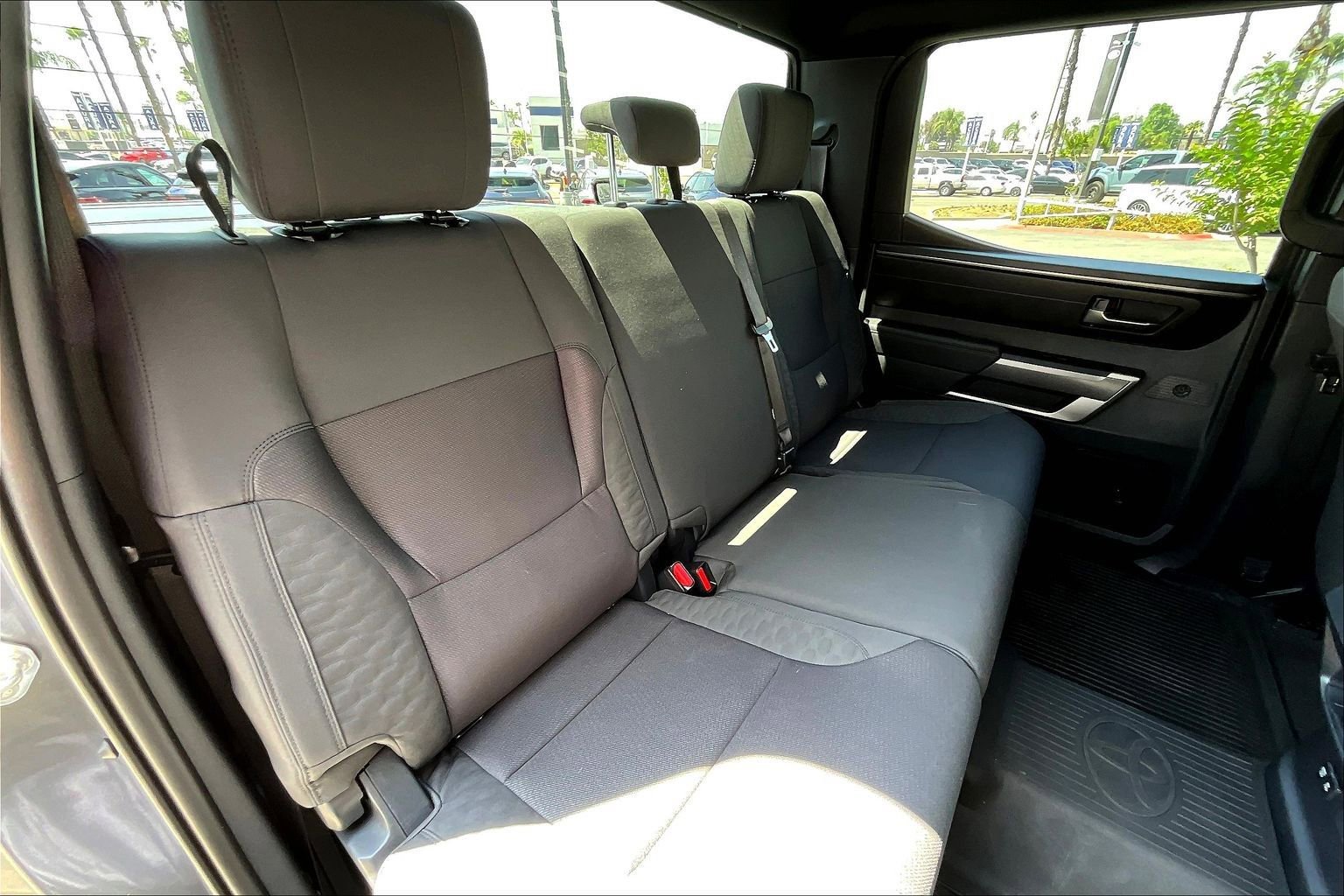Used 2025 Toyota Tundra SR5 w/ TRD Off-Road Package AWD/4WD image 27