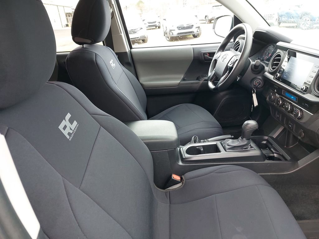 Used 2022 Toyota Tacoma SR image 10
