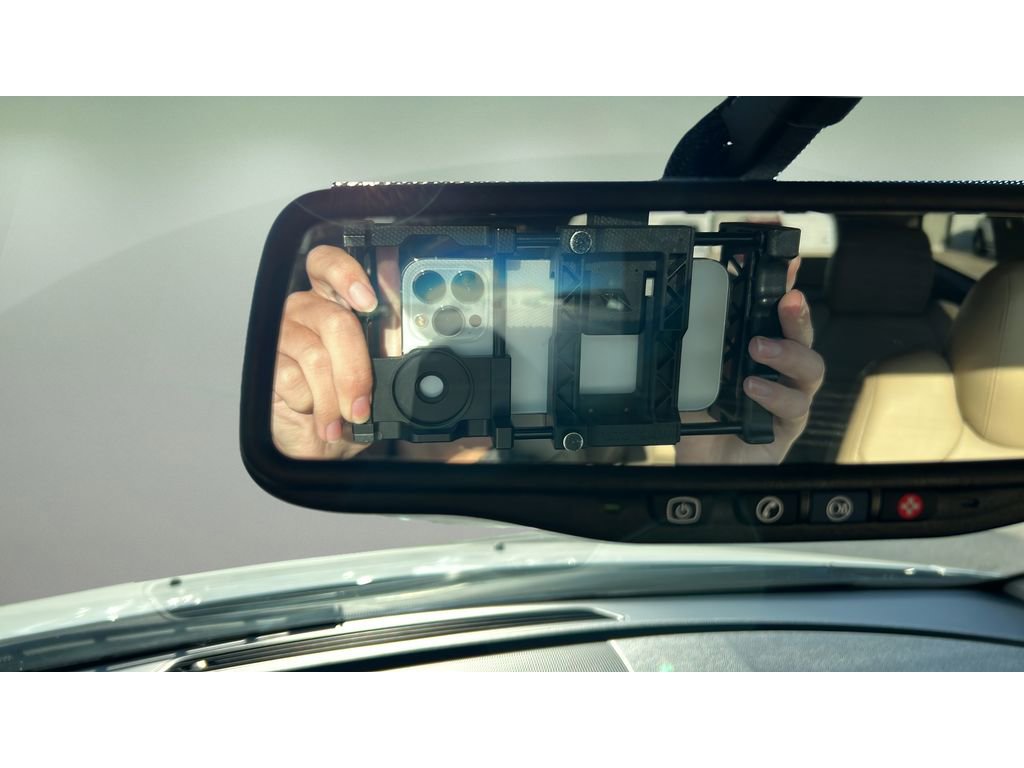Used 2012 Chevrolet Traverse LTZ AWD/4WD image 19
