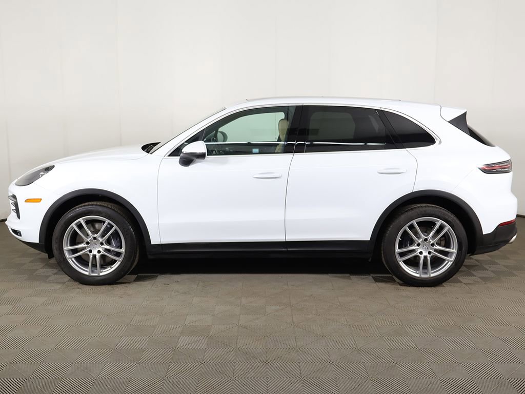 Used 2023 Porsche Cayenne AWD/4WD image 20