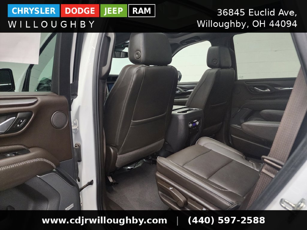 Used 2023 GMC Yukon Denali AWD/4WD image 30