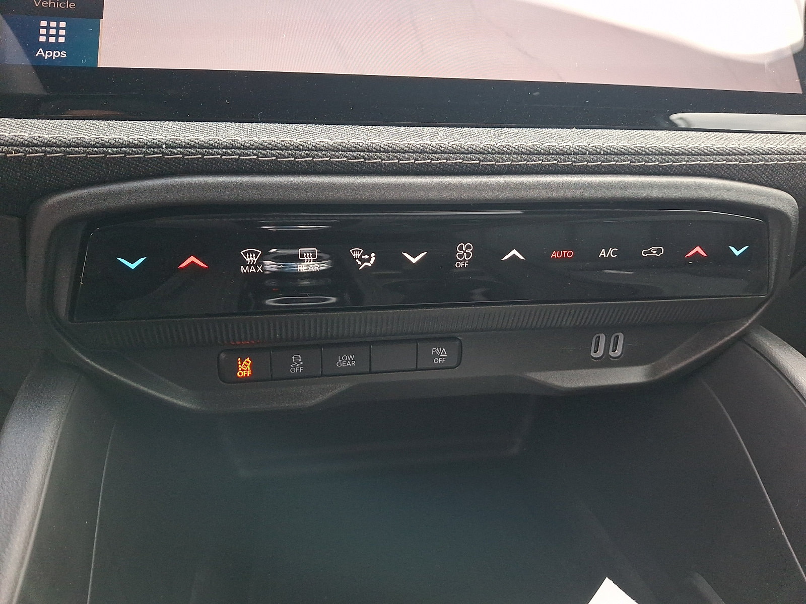 New 2026 Jeep Cherokee Laredo AWD/4WD image 12