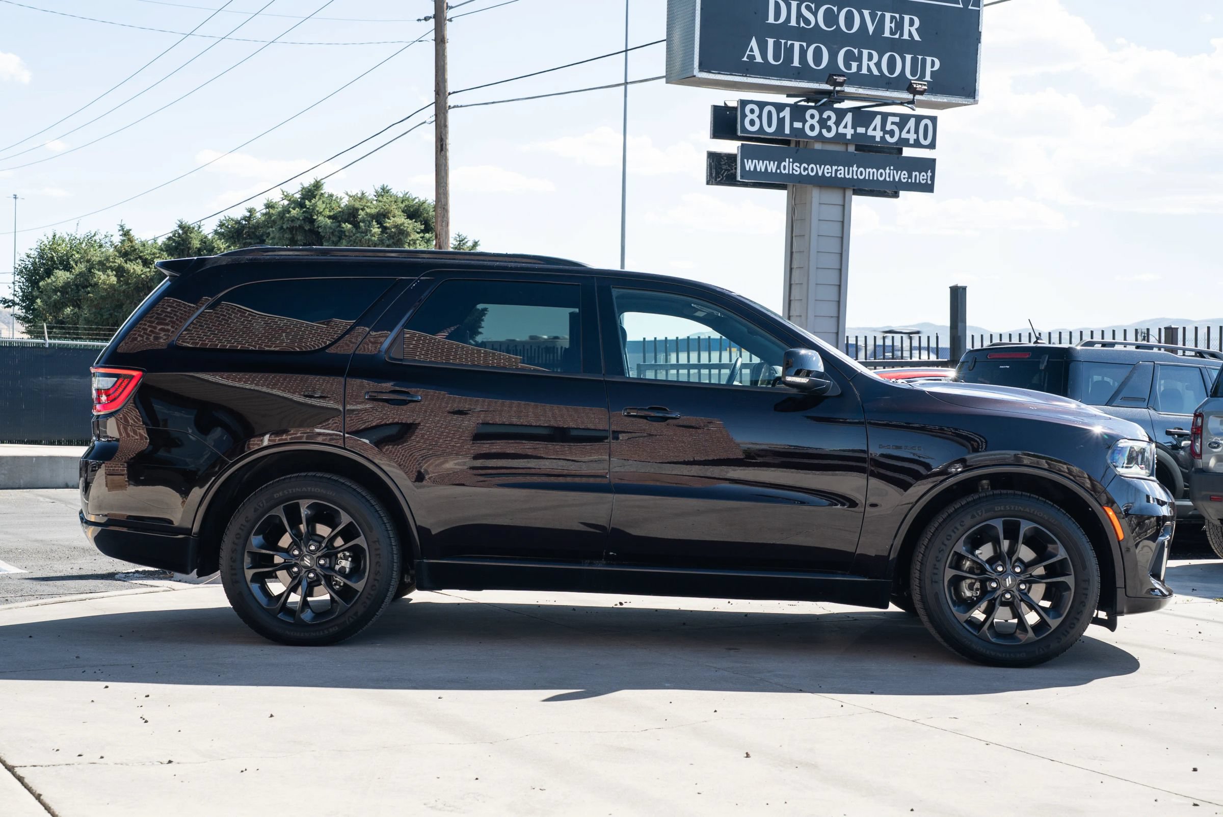 Used 2024 Dodge Durango R/T AWD/4WD image 11