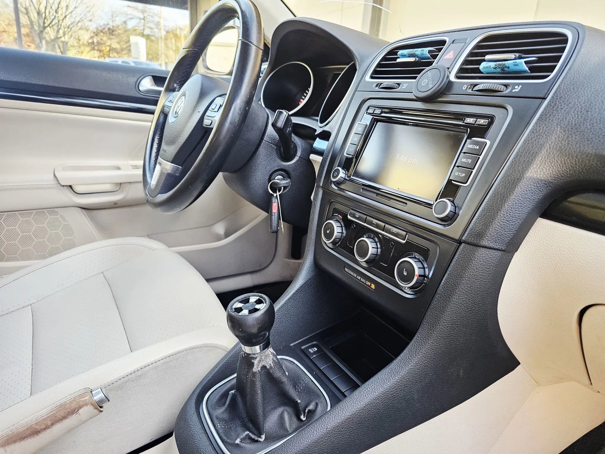 Used 2011 Volkswagen Jetta TDI image 14