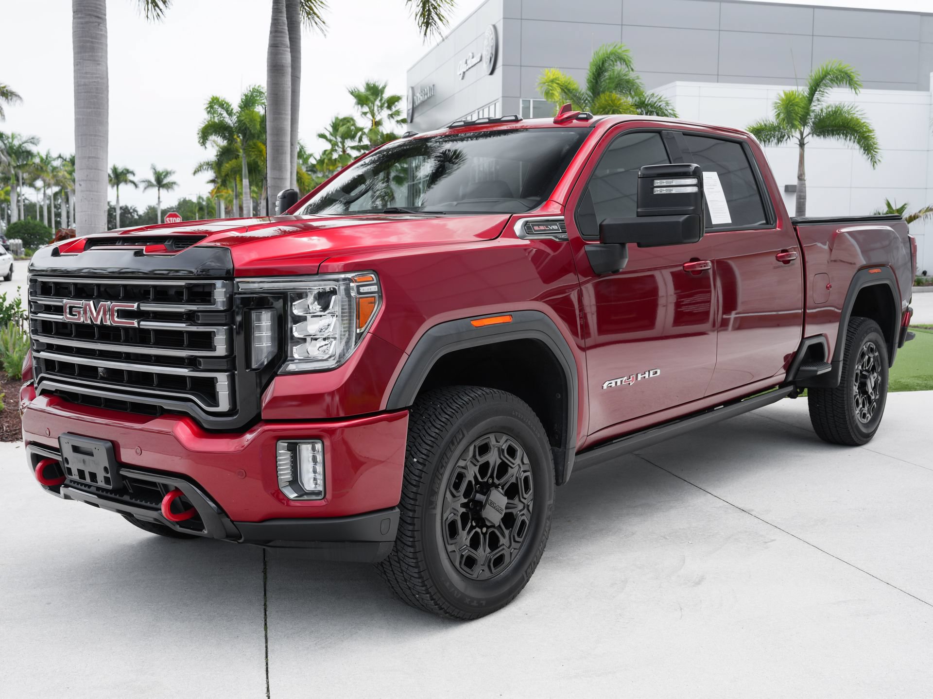 Used 2021 GMC Sierra 2500 AT4 w/ AT4 Premium Plus Package AWD/4WD image 6