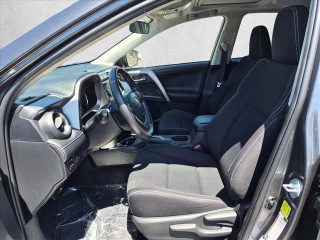 Used 2017 Toyota RAV4 XLE w/ Carpet Mat Package AWD/4WD image 11