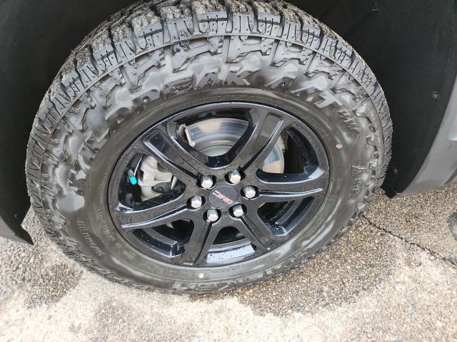 Certified 2022 GMC Acadia AT4 w/ Trailering Package AWD/4WD image 46