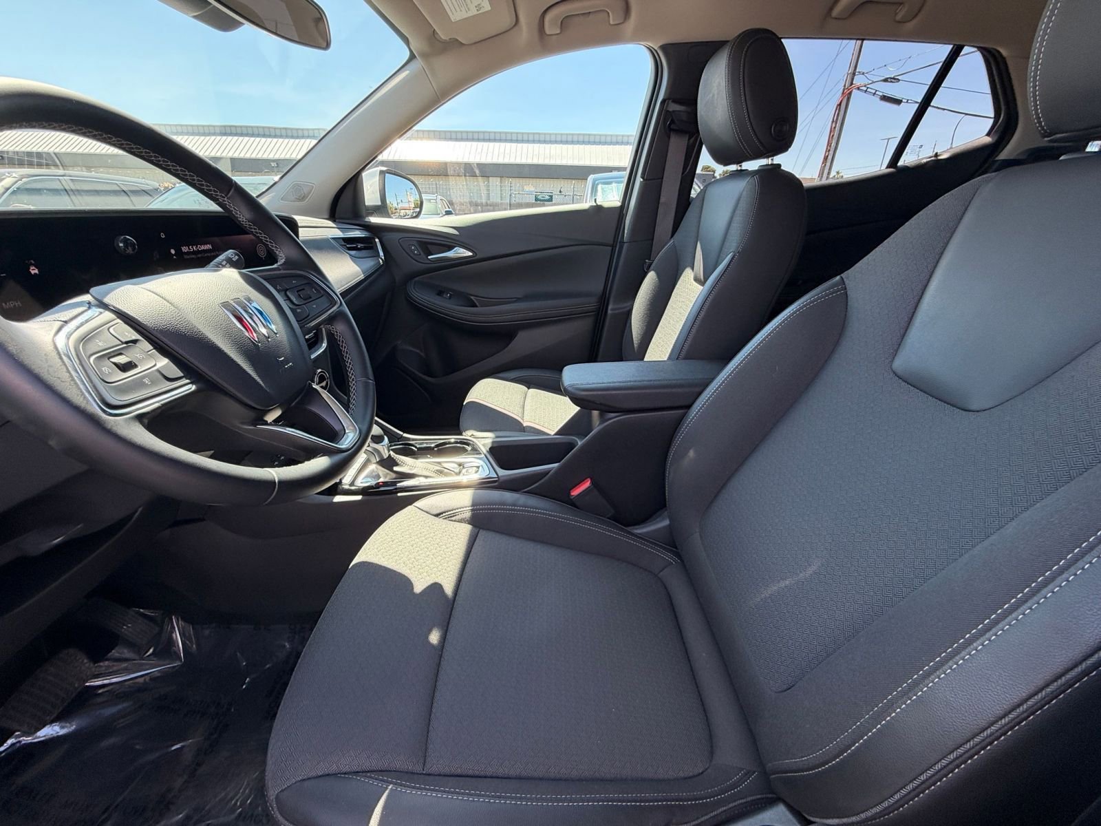 Used 2025 Buick Encore GX Preferred image 25