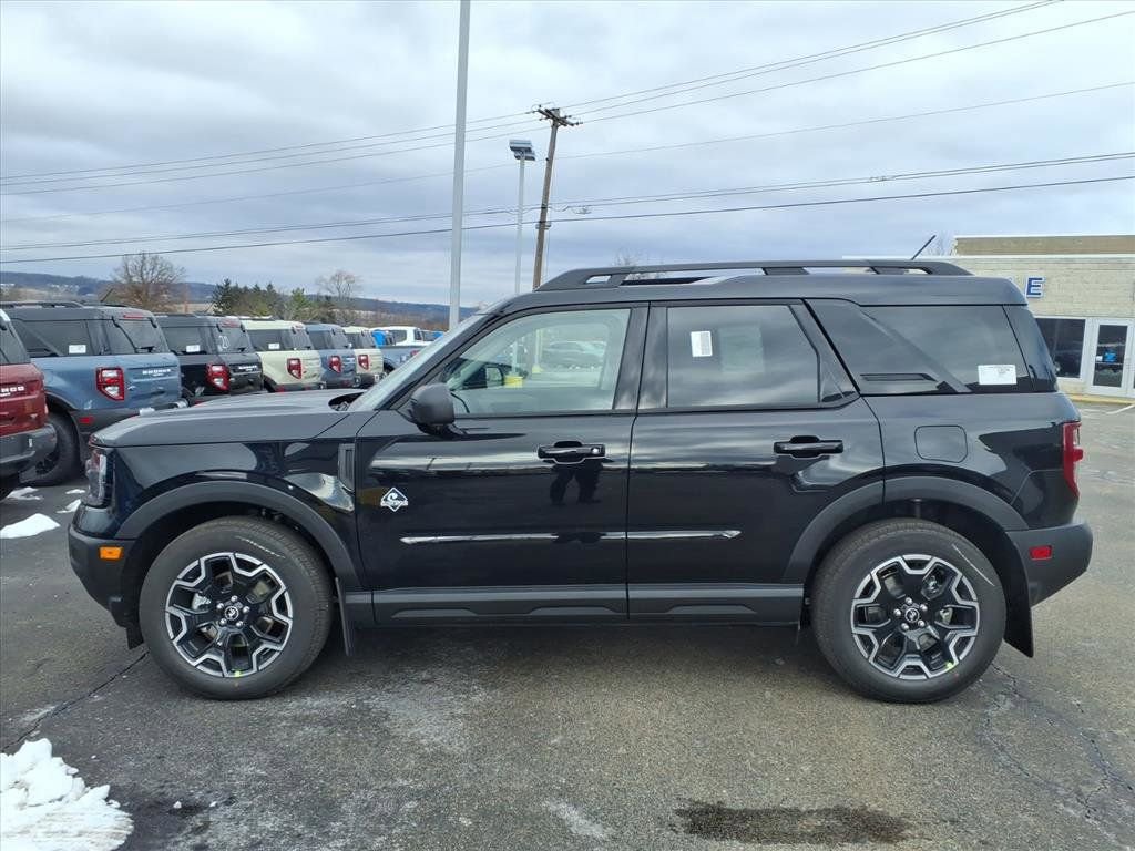 New 2025 Ford Bronco Sport Outer Banks w/ Outer Banks Tech Package+ image 2