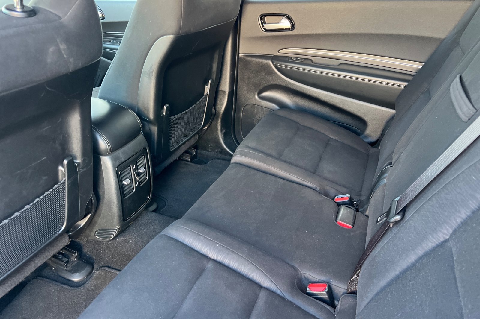 Used 2022 Dodge Durango SXT w/ Blacktop Package image 13