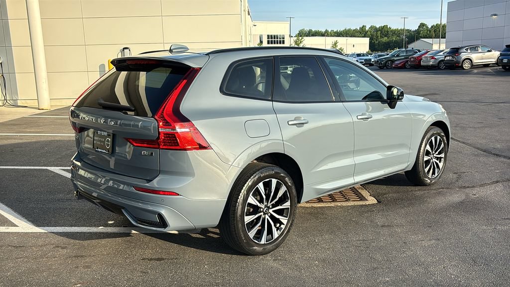 Used 2024 Volvo XC60 B5 Core w/ Climate Package AWD/4WD image 28