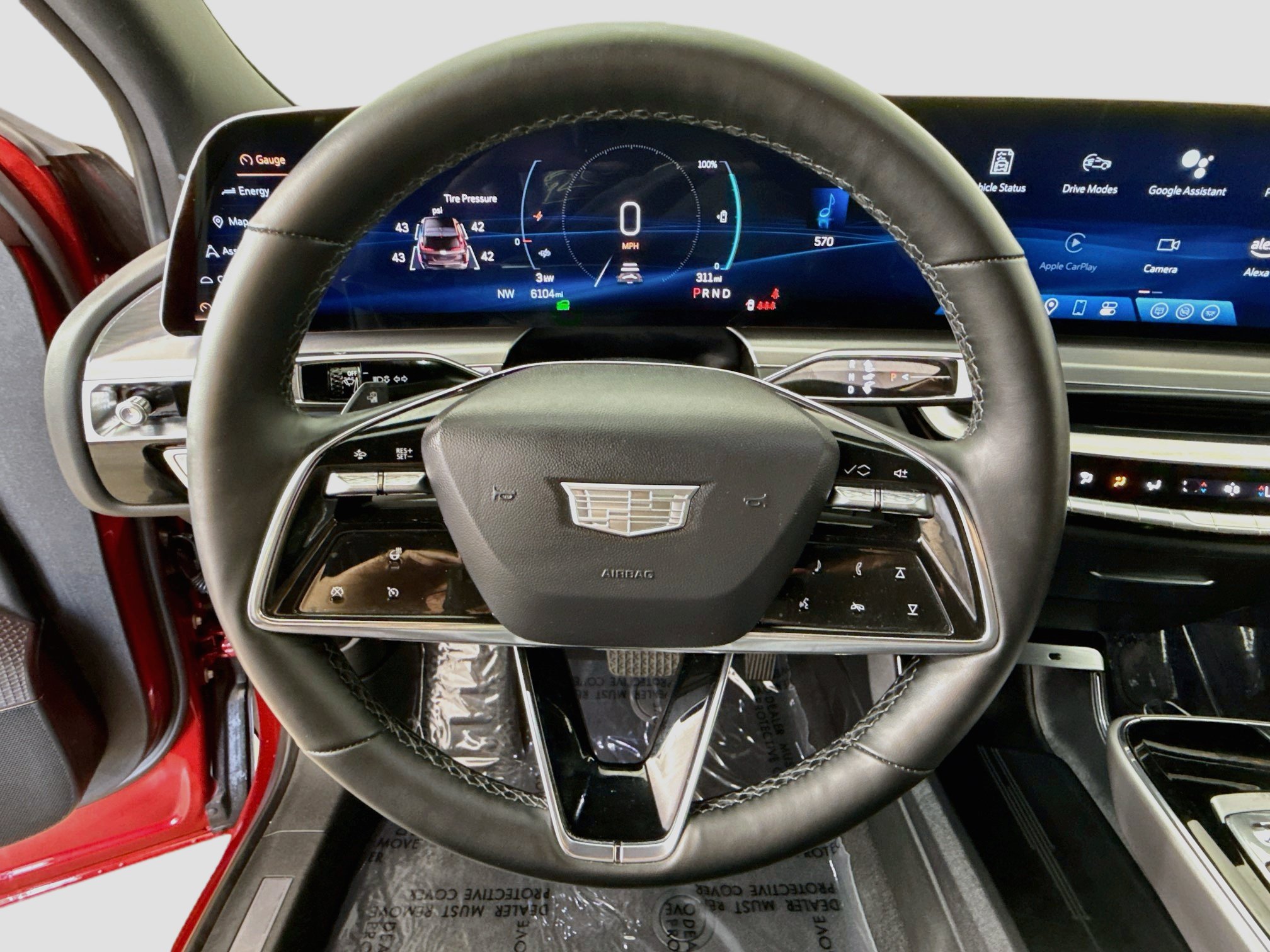 Used 2025 Cadillac Lyriq Sport AWD/4WD image 13