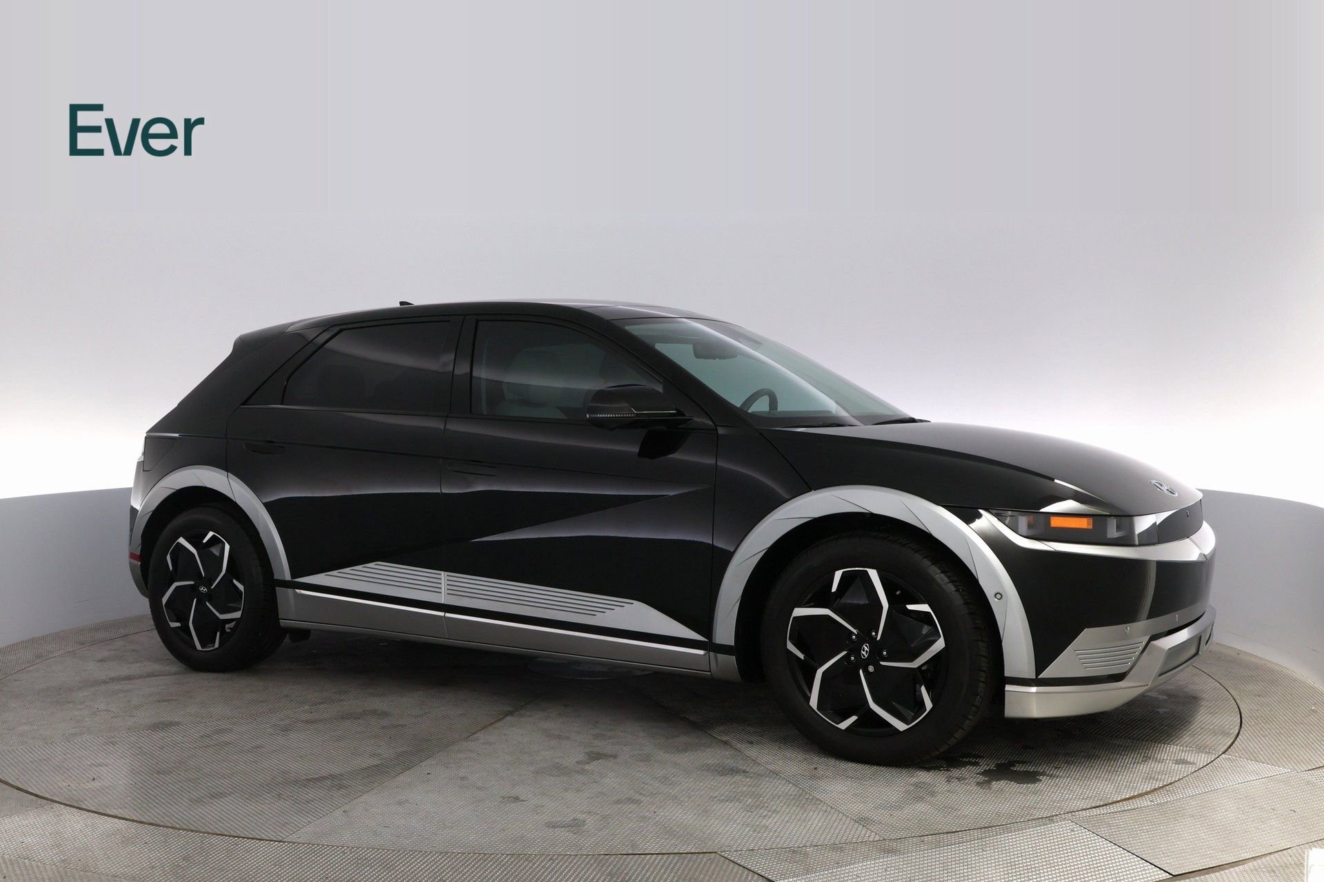 Used 2024 Hyundai Ioniq 5 Limited image 5