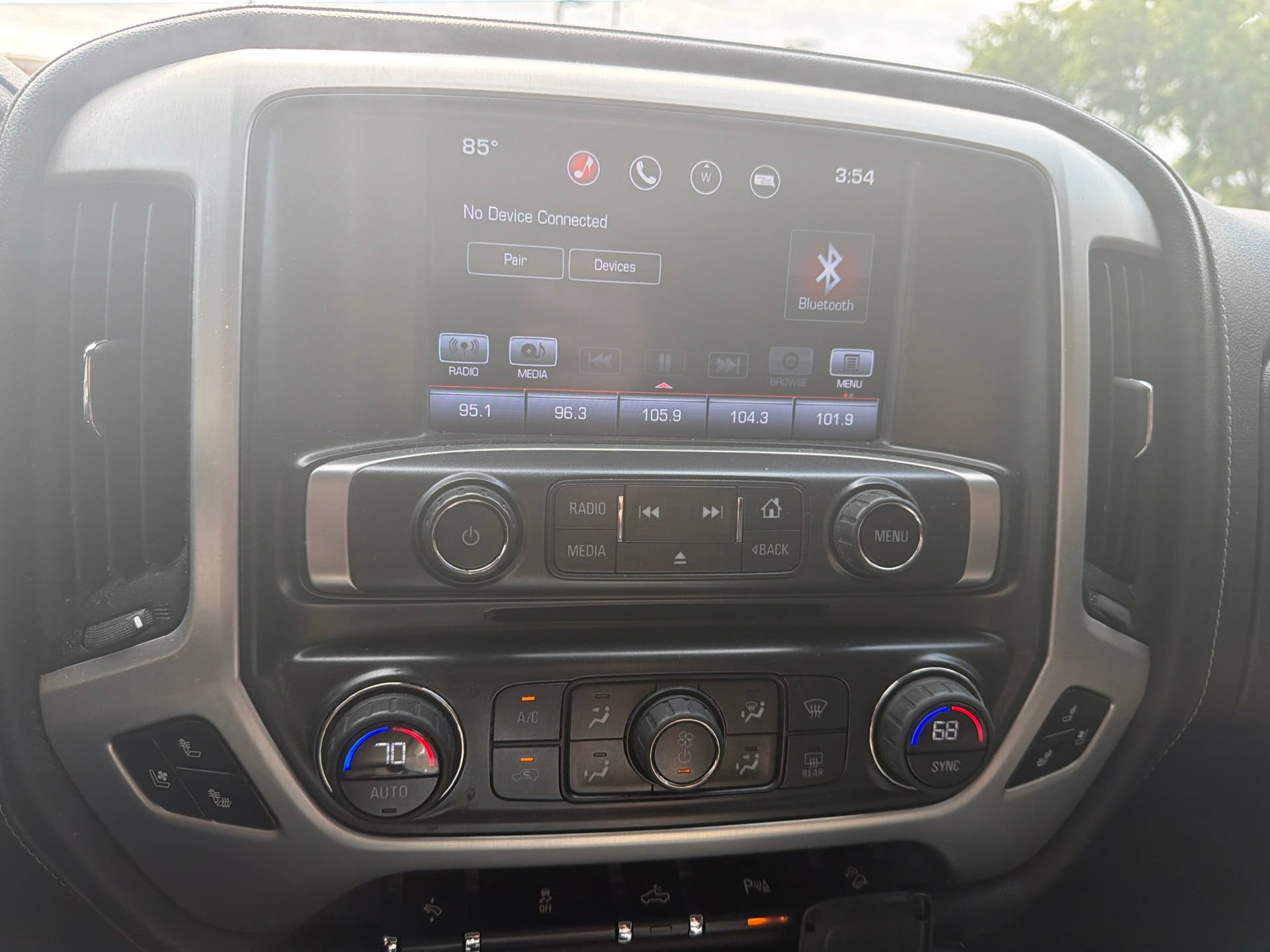 Used 2016 GMC Sierra 1500 SLT w/ SLT Preferred Package AWD/4WD image 12
