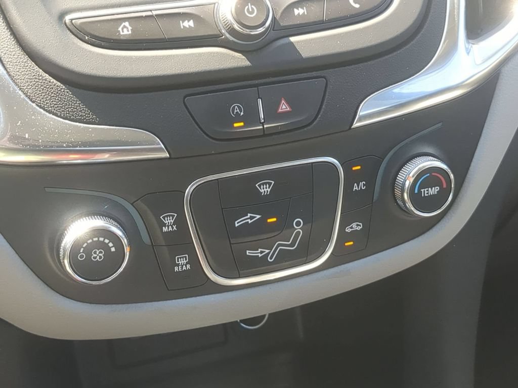 Used 2024 Chevrolet Equinox LS FWD image 21
