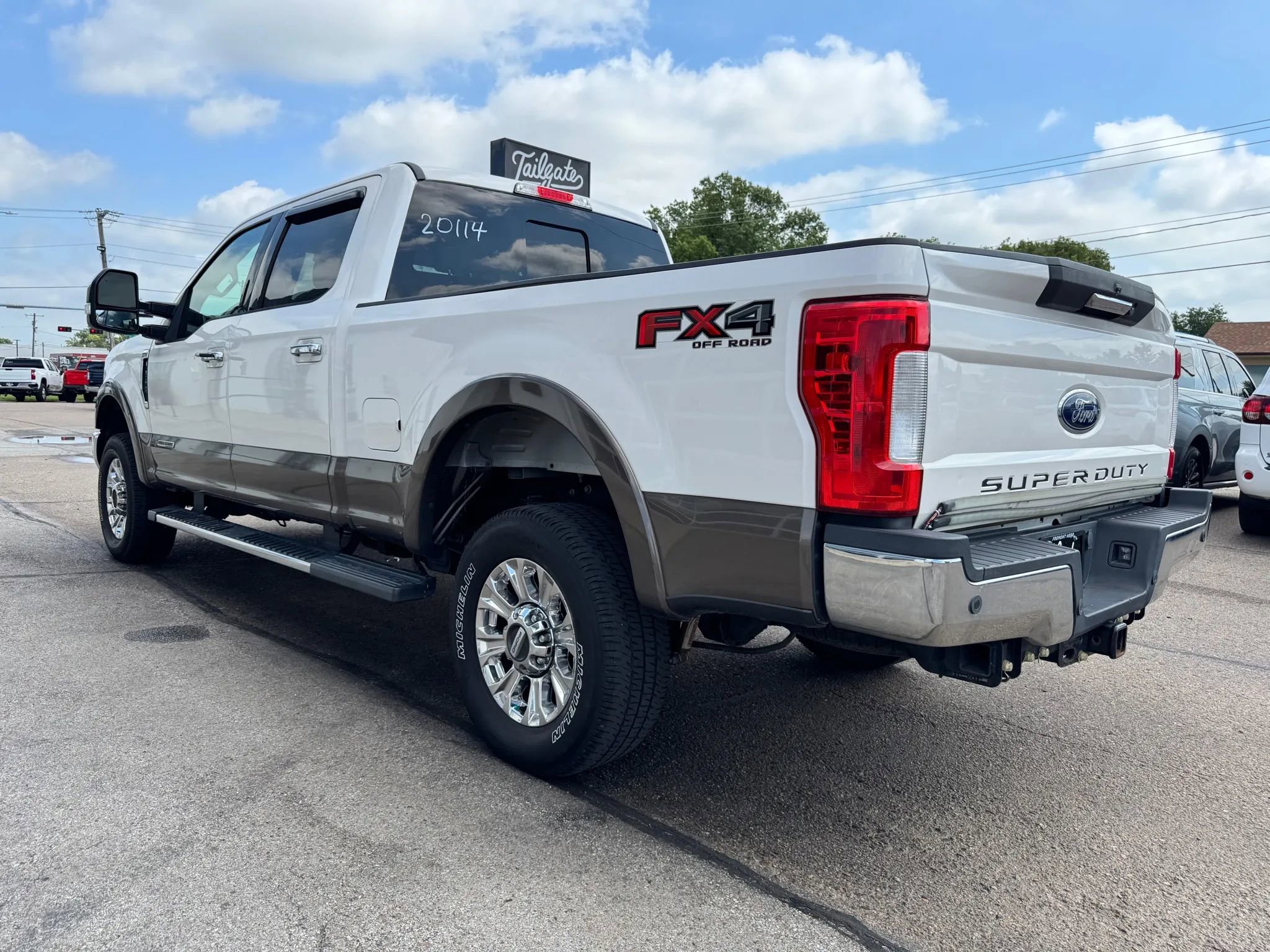Used 2017 Ford F250 Lariat w/ Chrome Package image 5