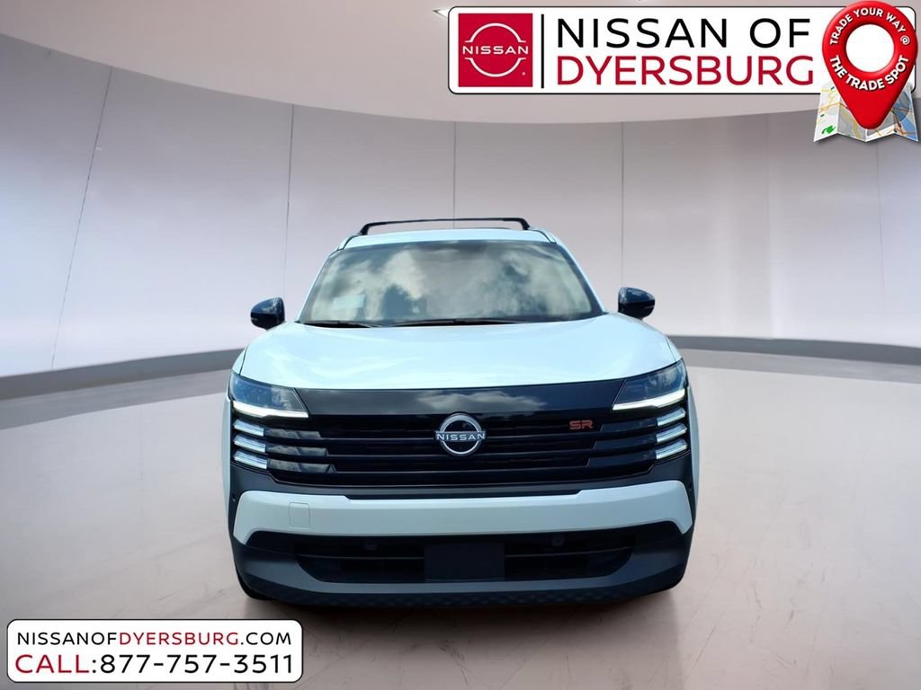 New 2026 Nissan Kicks SR w/ Cold Weather Package FWD image 8